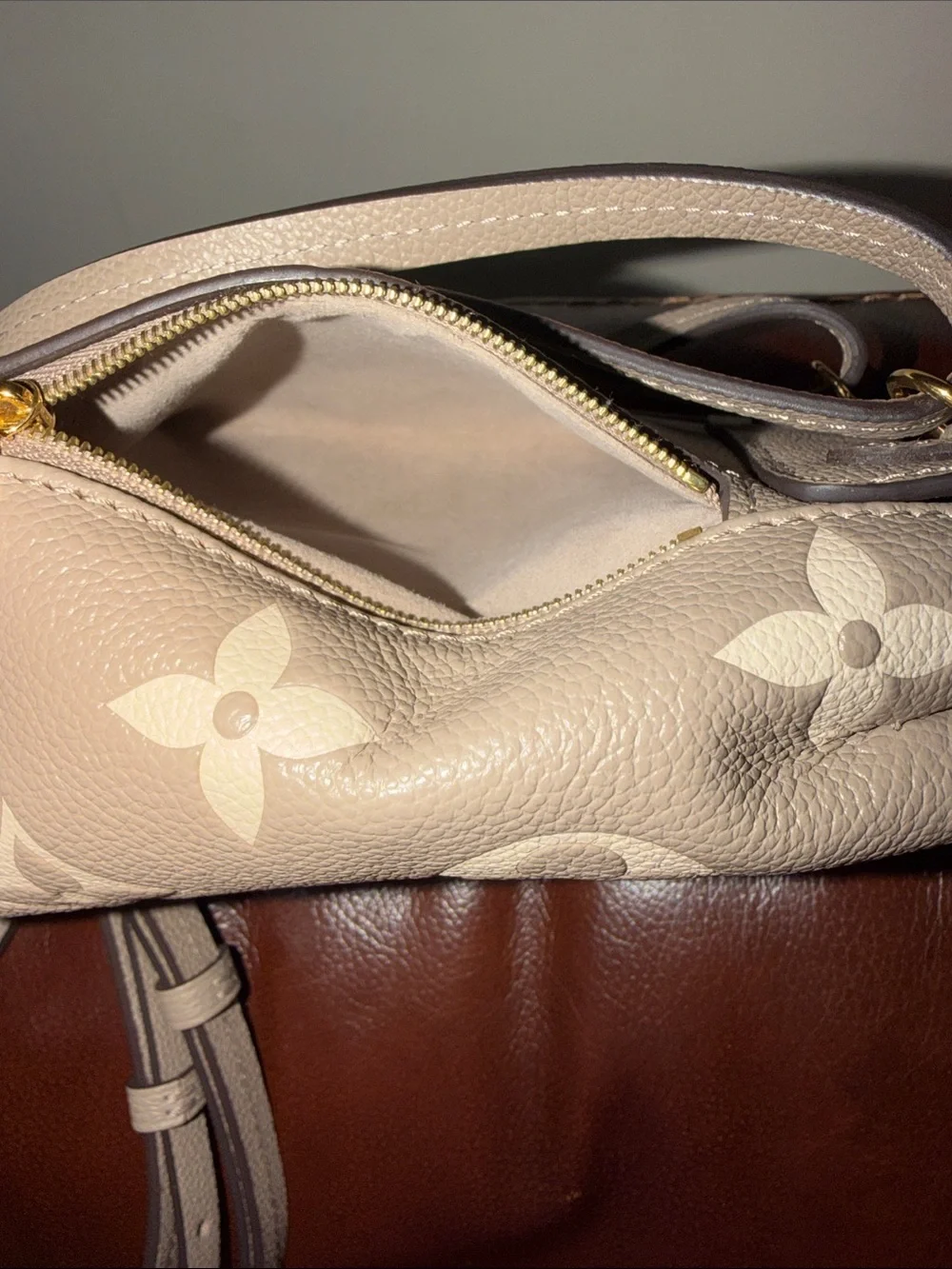 ‼️Authentic Louis Vuitton Empreinte Monogram Gaint Leather Small Backpack
